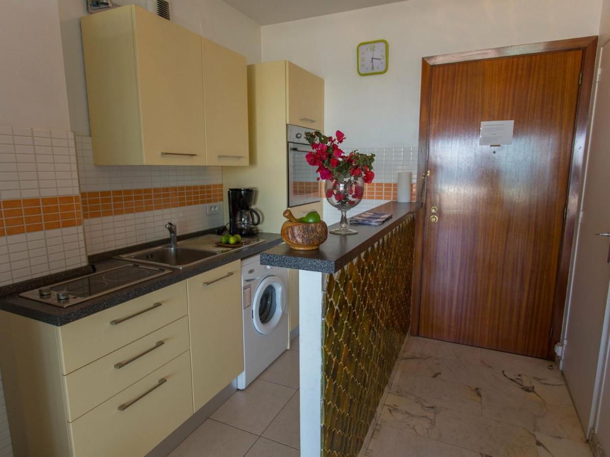 Studio Moderne Avec Terrasse Proche Plages Et Centre, Wifi Gratuit - Fr-1-196-216 Menton Exterior foto